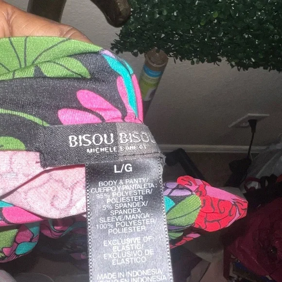 Bisou Bisou Pink Graphic Blouse Bisou Bisou Retro Floral Long Sleeve Bodysuit" - Picture 5 of 5